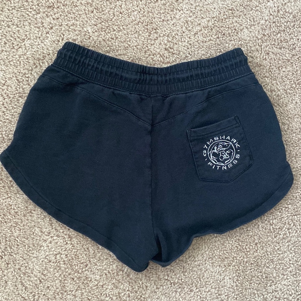 Gymshark loose fitting Legacy Shorts